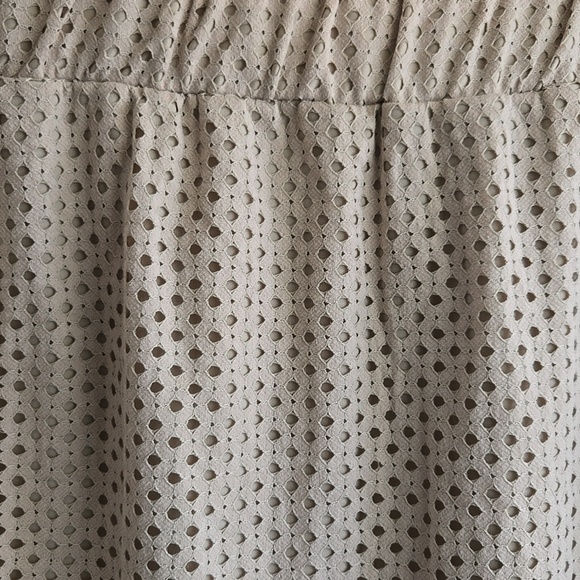 Penningtons | Plus Soft Taupe Waffle Knit Skirt Knee Length Pockets - Picture 7 of 9